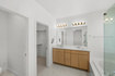 Photo 4 for 2869 S Drake Ave