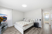 Photo 4 for 448 E Bridlewood Dr