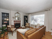 Photo 2 for 1042 E Elgin Ave