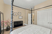 Photo 5 for 4438 S Devonshire Dr