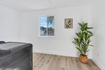 Photo 4 for 1155 W Hayes Ave