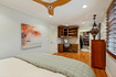 Photo 3 for 2665 S Dearborn St