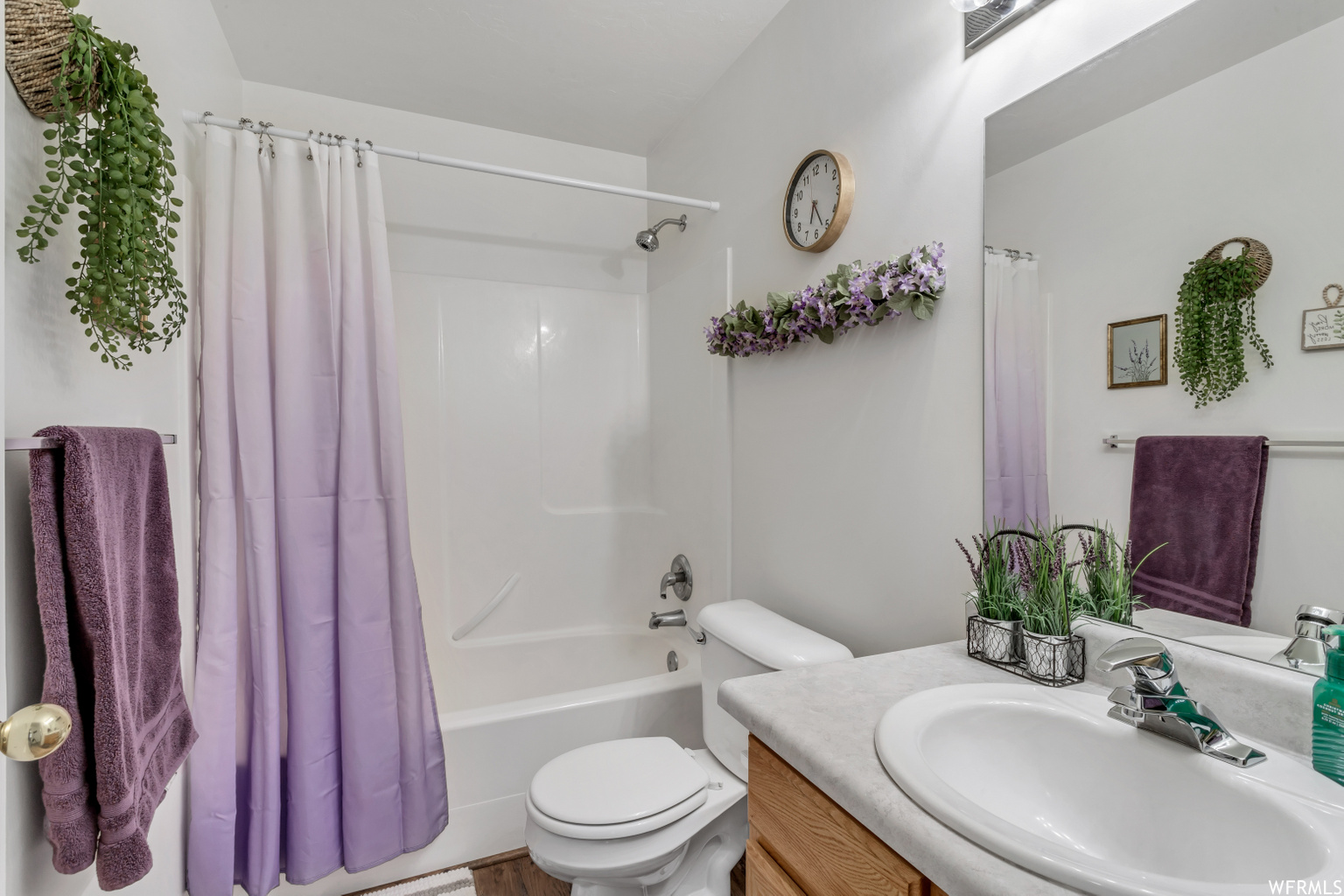 375 W Utah Dr Grantsville UT 84029 372,000