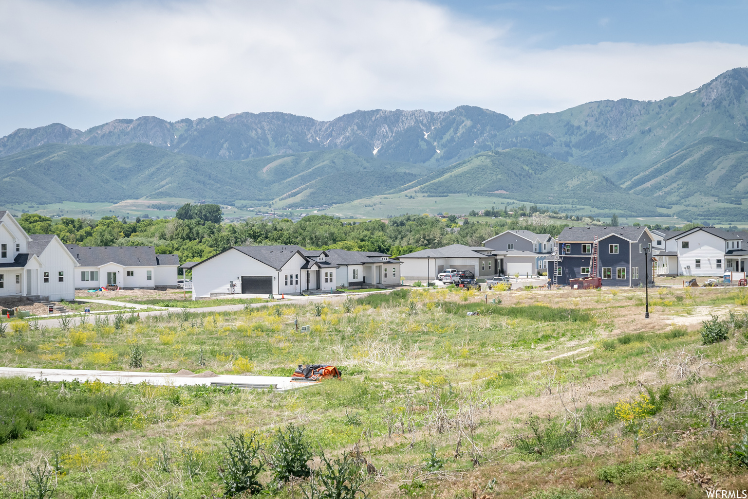 661 W 20 N Hyrum UT 84319 129,250