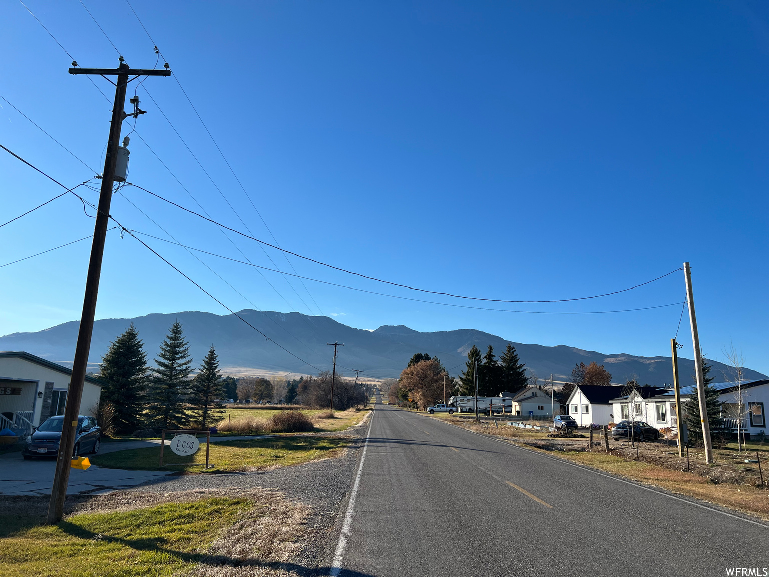 362 E Center Clarkston UT 84305 435,000