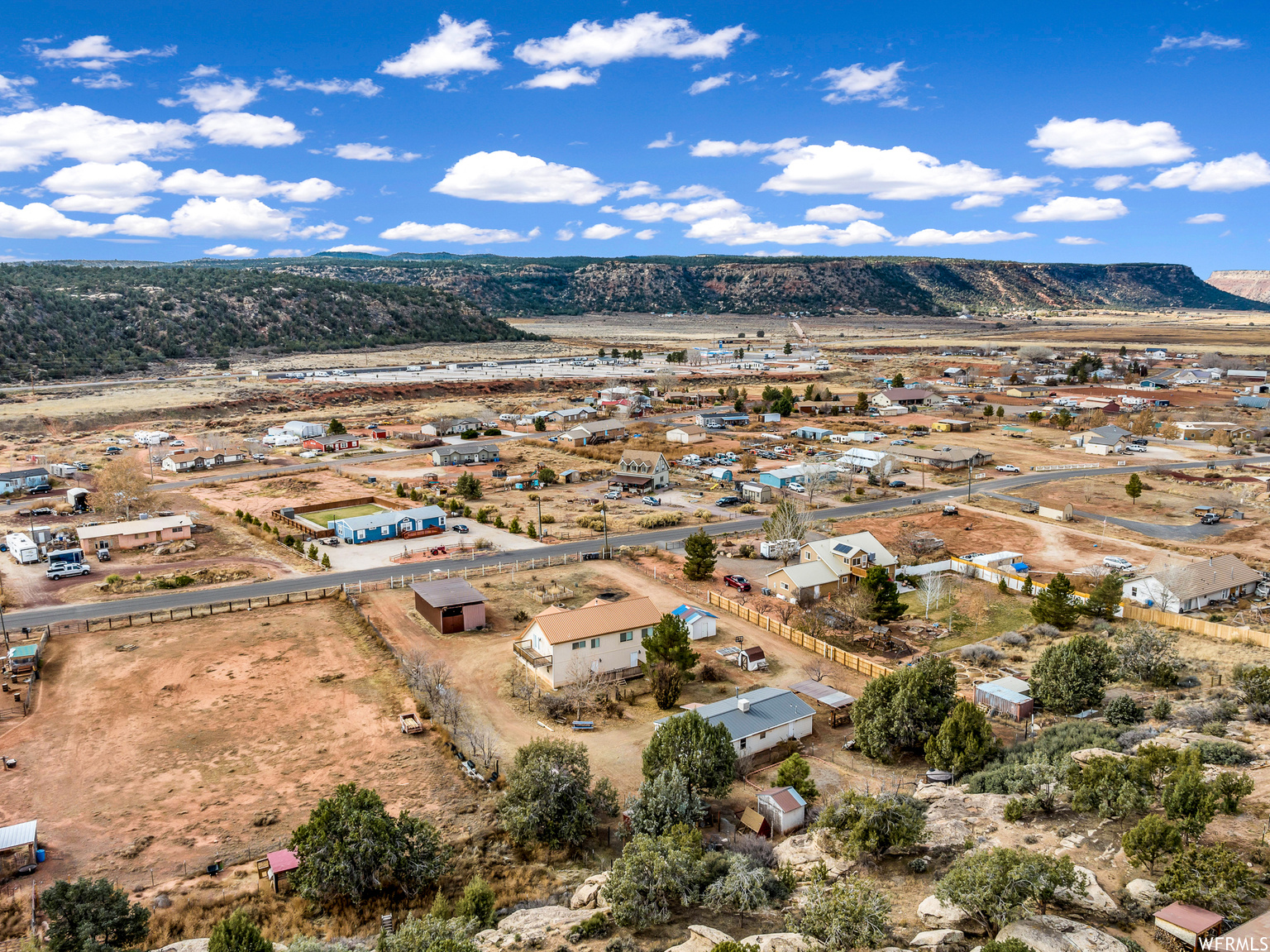 1364 N Rome Way Apple Valley UT 84737 549,999