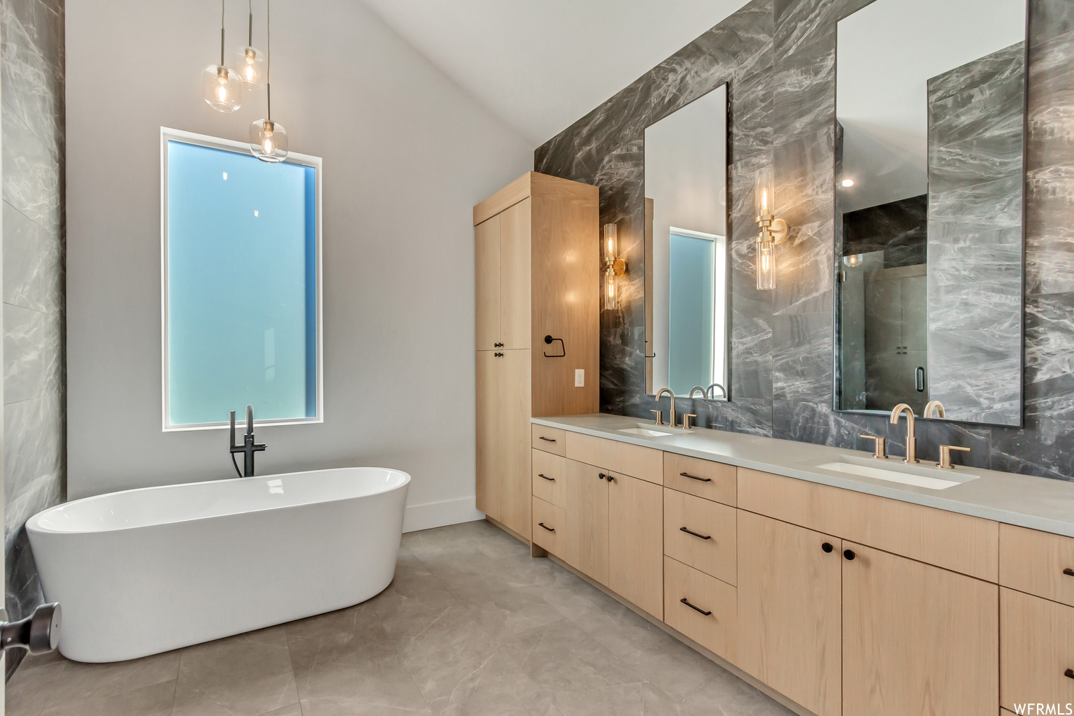 10622 S Kaden Ct Sandy UT 84070 1,499,000