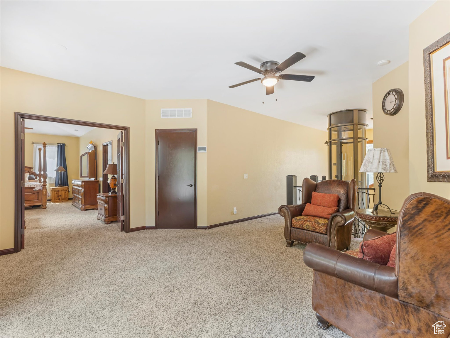 422 S MARYFIELD DR, Salt  Lake  City, UT, 84108