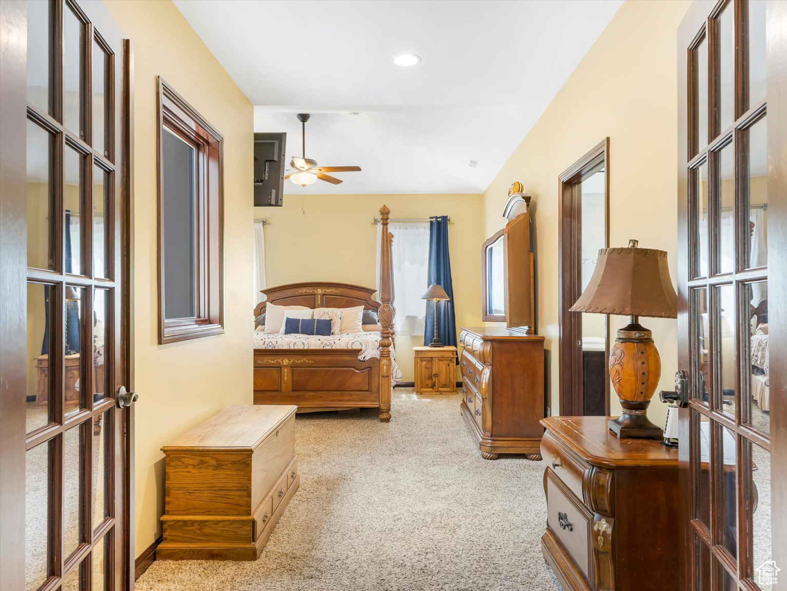 422 S MARYFIELD DR, Salt  Lake  City, UT, 84108