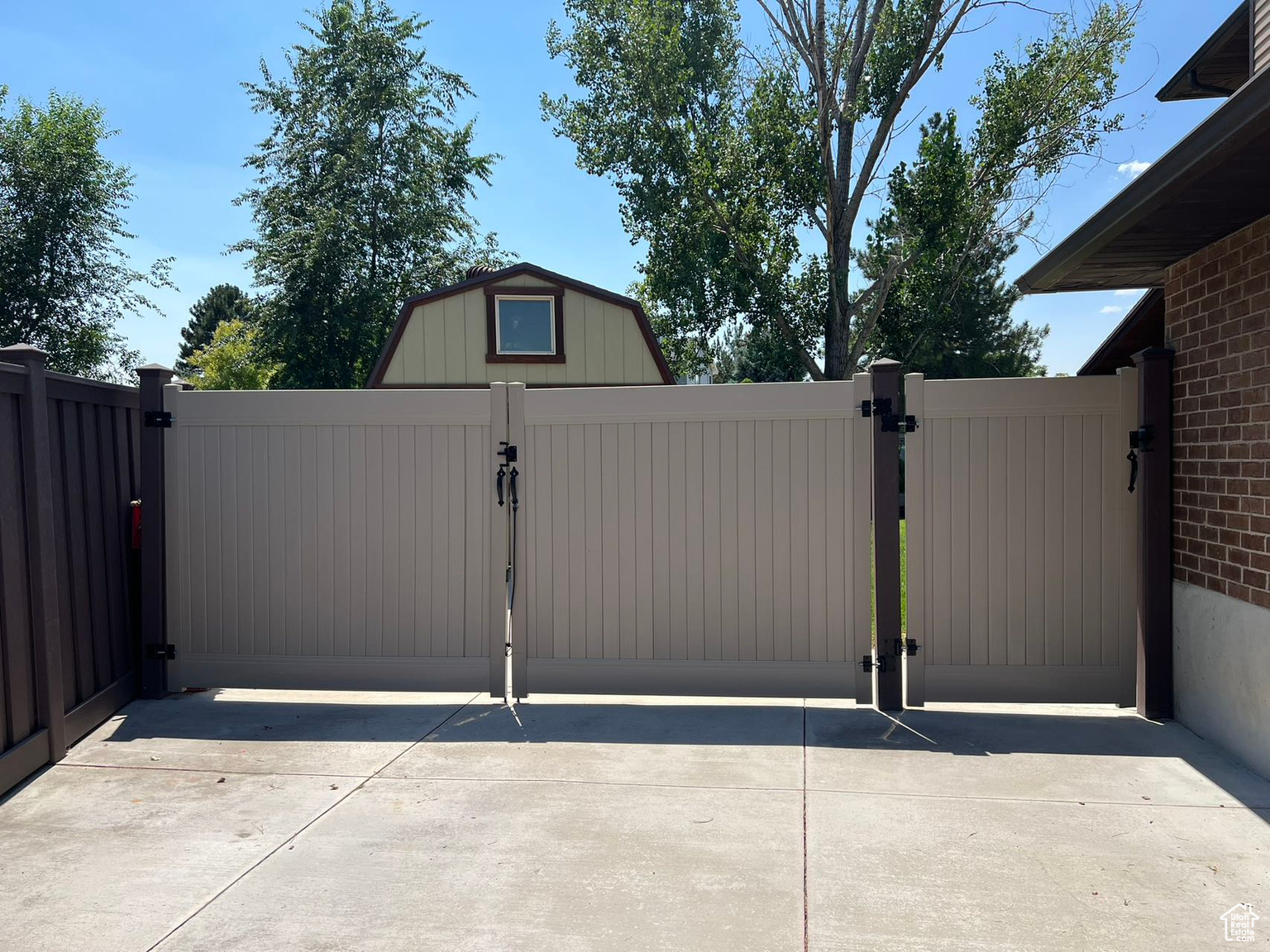 3383 W 6880 S, West  Jordan, UT, 84084