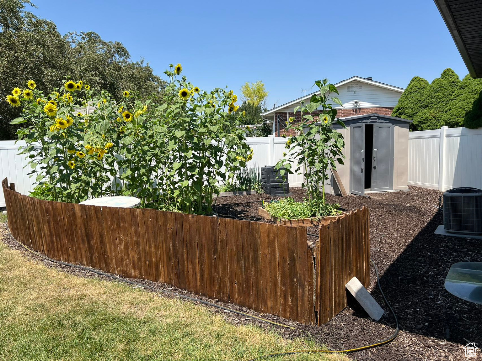 3383 W 6880 S, West  Jordan, UT, 84084