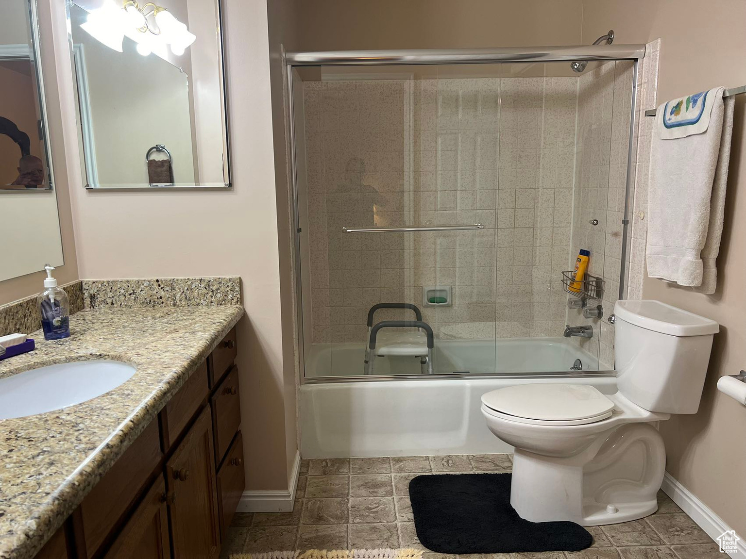 3383 W 6880 S, West  Jordan, UT, 84084