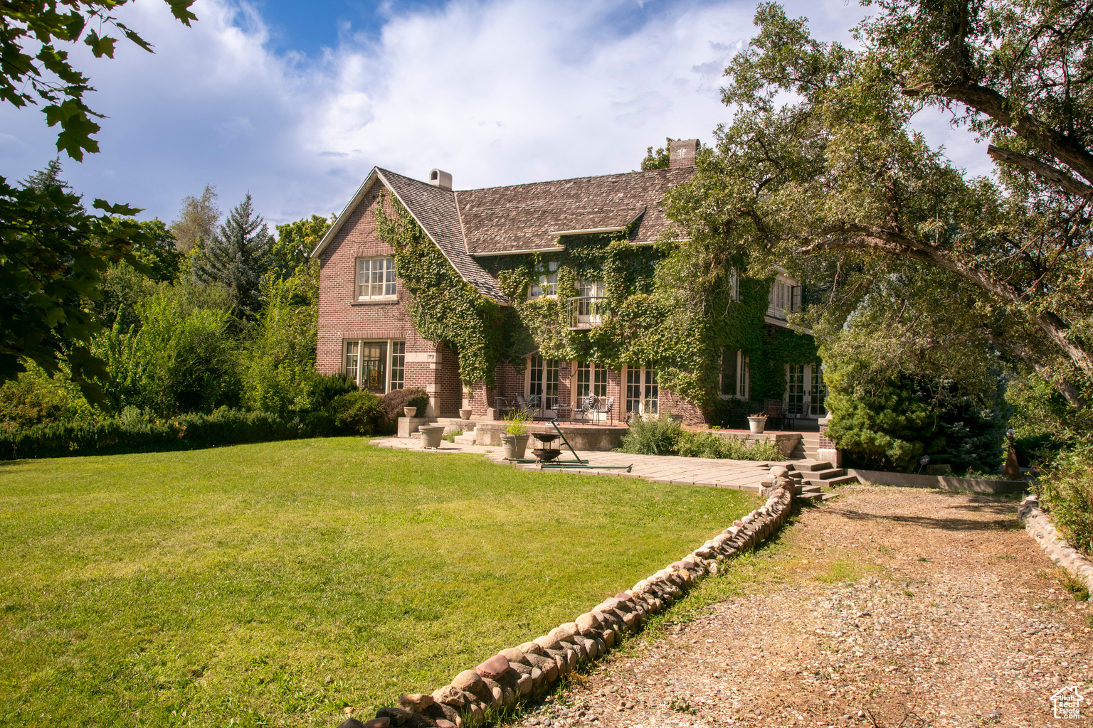 2633 E 6200 S Holladay UT 84121 | $3,795,000 | UtahRealEstate.com