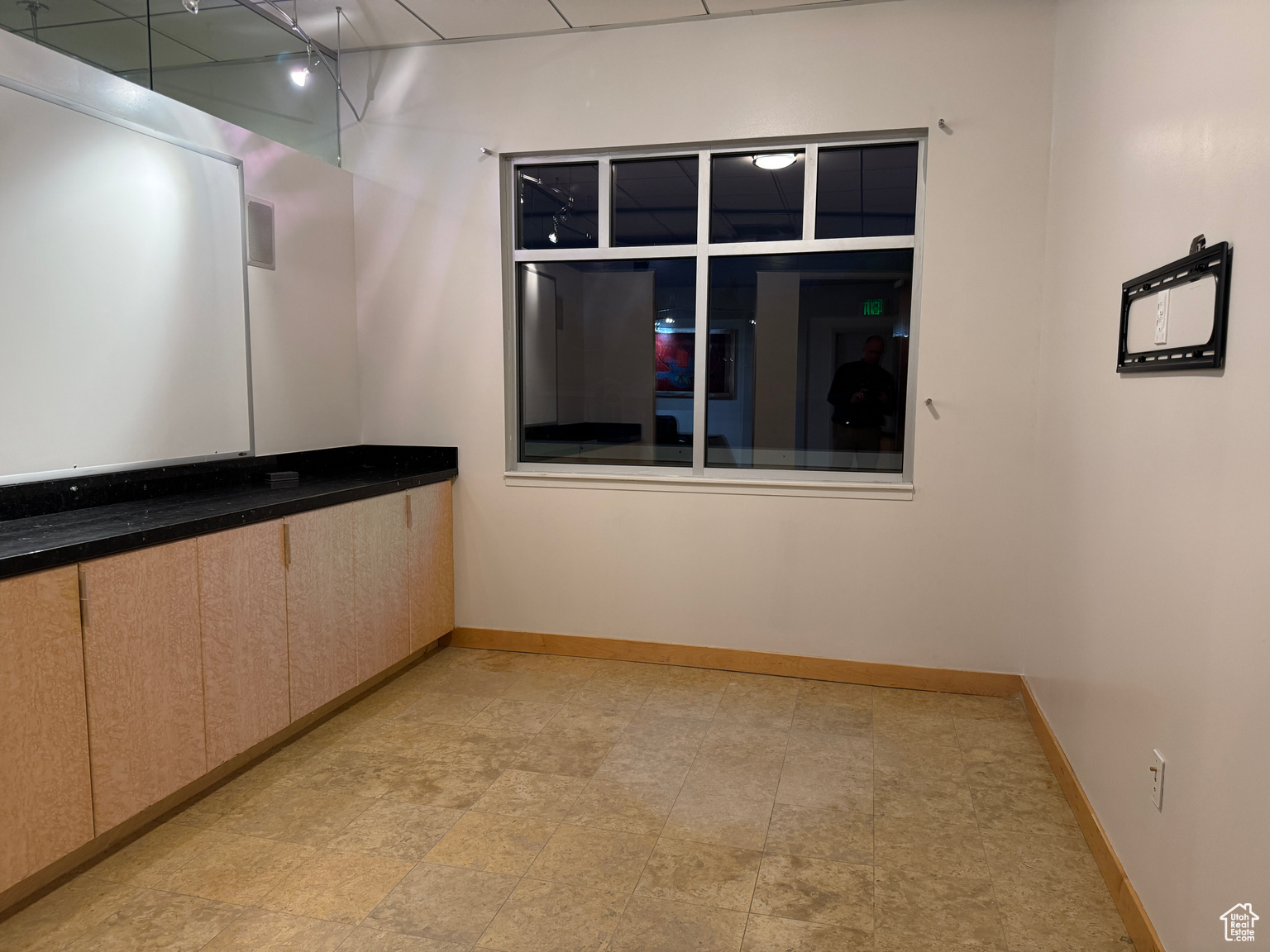 7370 S CREEK RD RD E UNIT 204, Sandy, UT, 84093