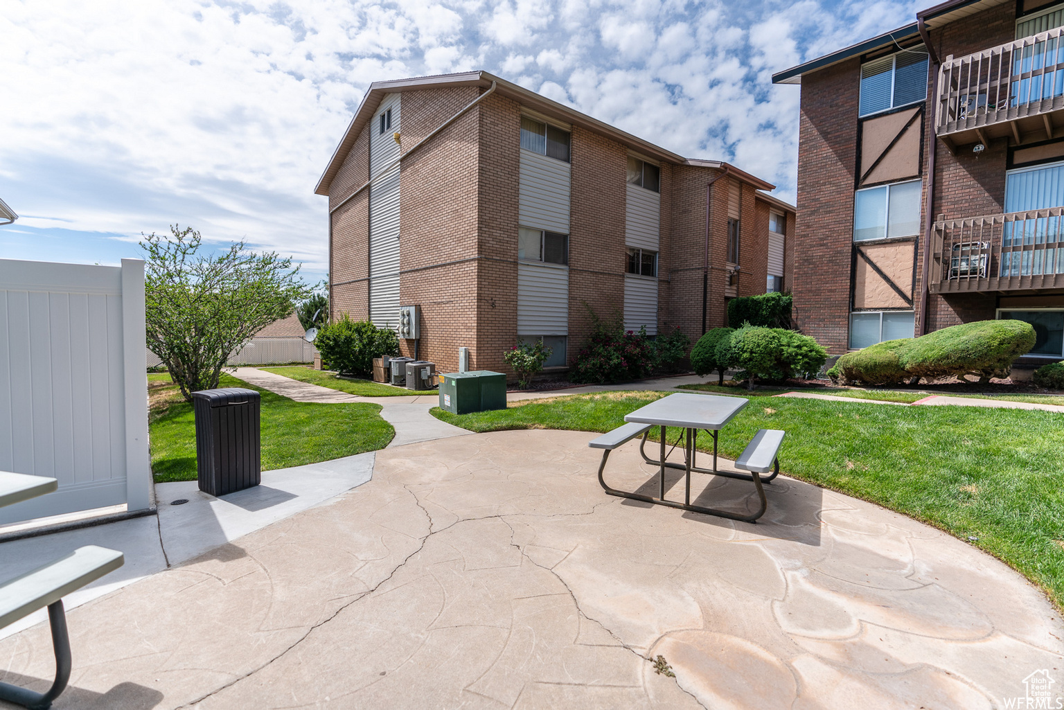 5545 S 2100 W UNIT D22, Roy, UT, 84067