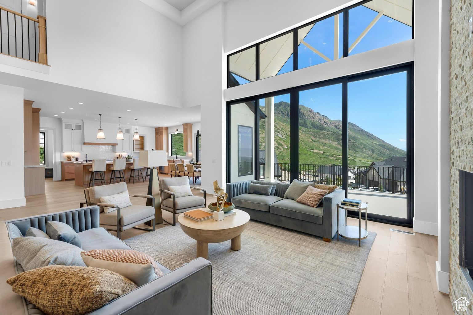 10280 S DIMPLE DELL RD, Sandy, UT, 84092