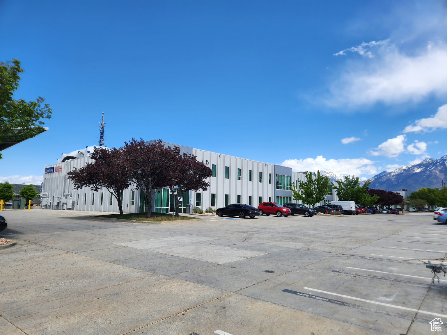 12162 S BUSINESS DR, Draper, UT, 84020