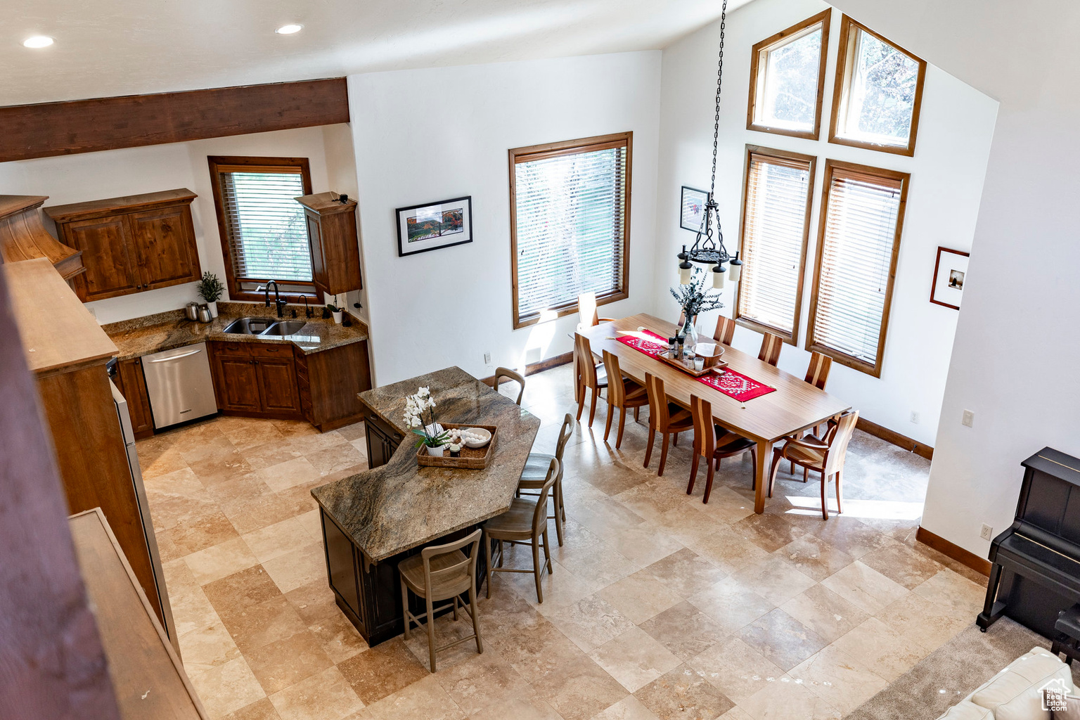 3239 CREEK RD, Park  City, UT, 84098