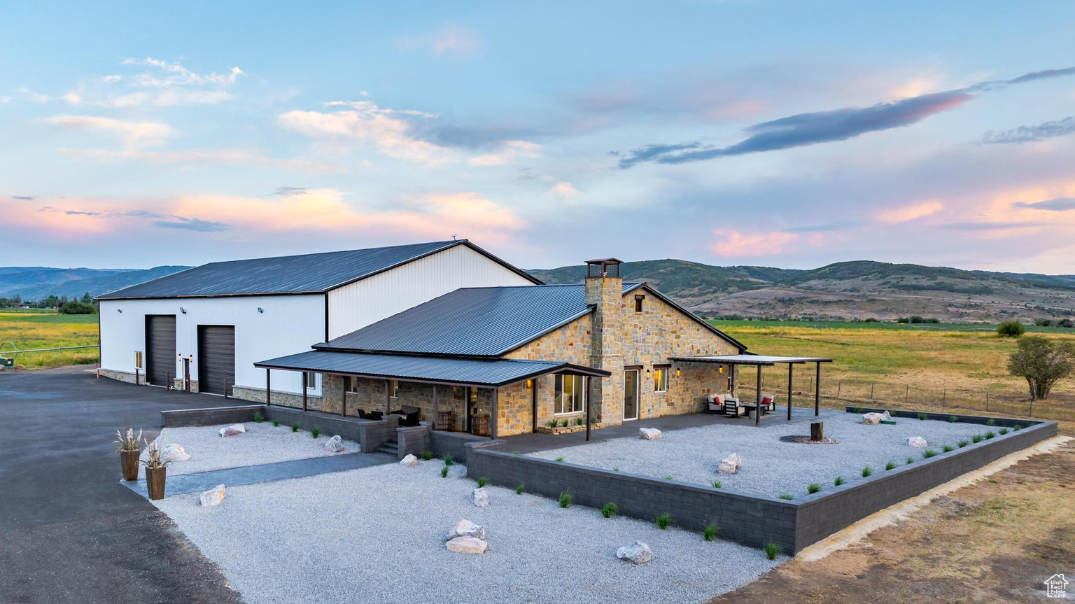 1283 N GALLEN ROAD RD W, Santa  Clara, UT, 84765