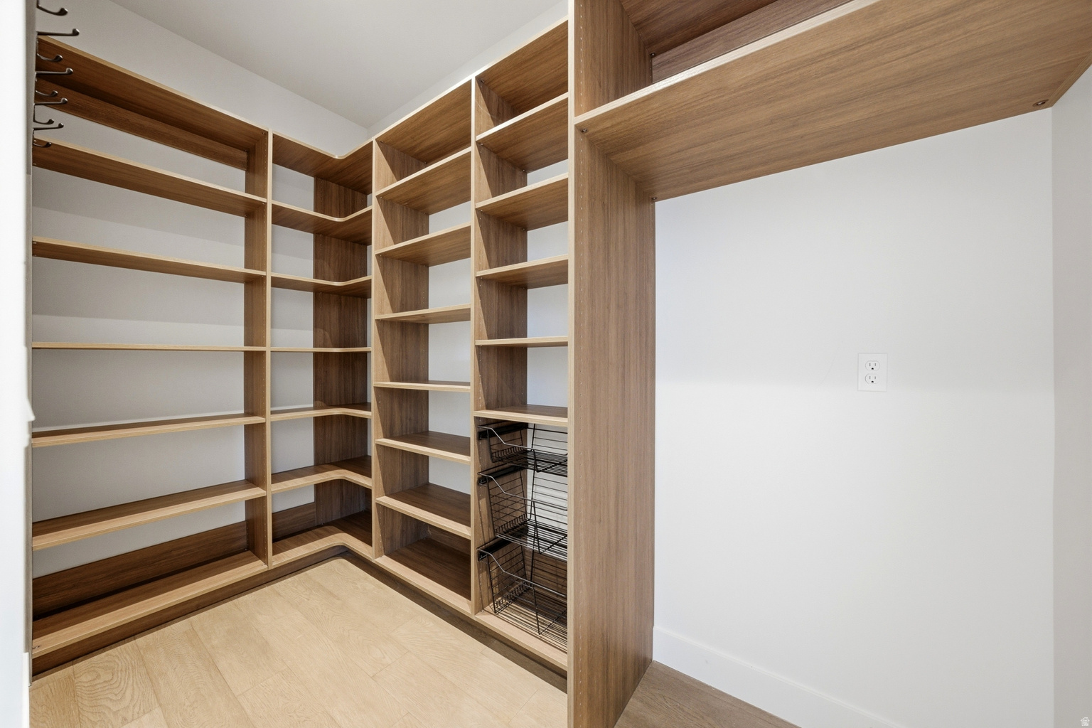 10640 N REFLECTION RDG UNIT R6, Hideout, UT, 84036