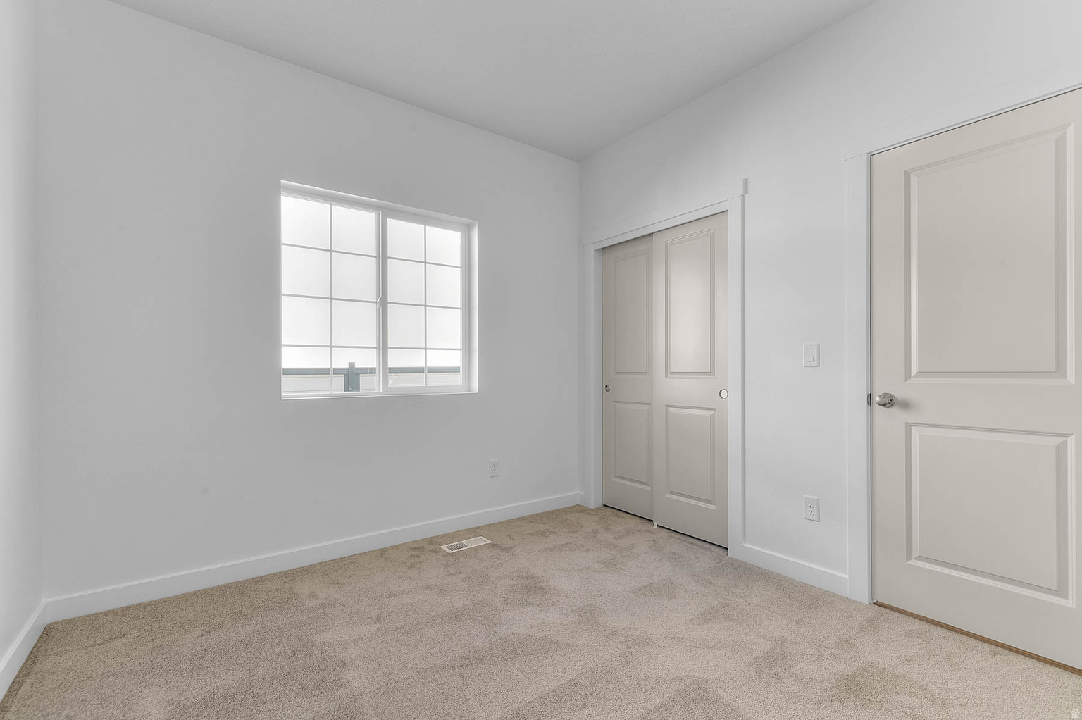 8203 W GALLATIN PEAK RD, Magna, UT, 84044