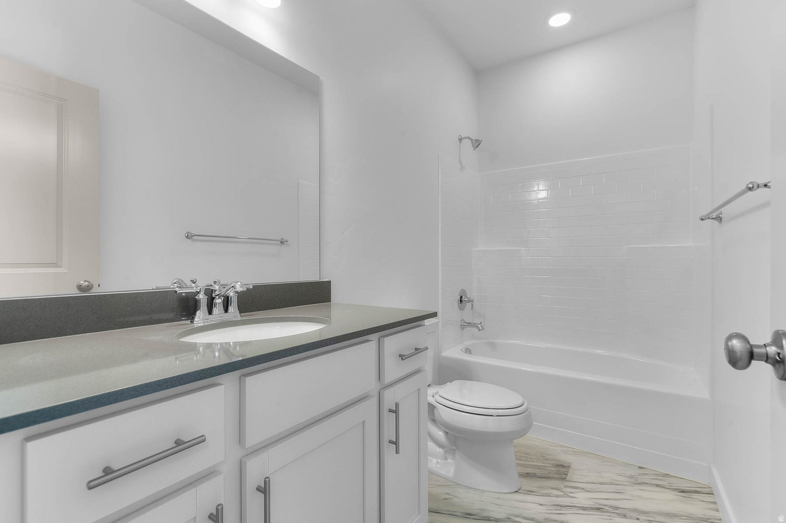 8203 W GALLATIN PEAK RD, Magna, UT, 84044