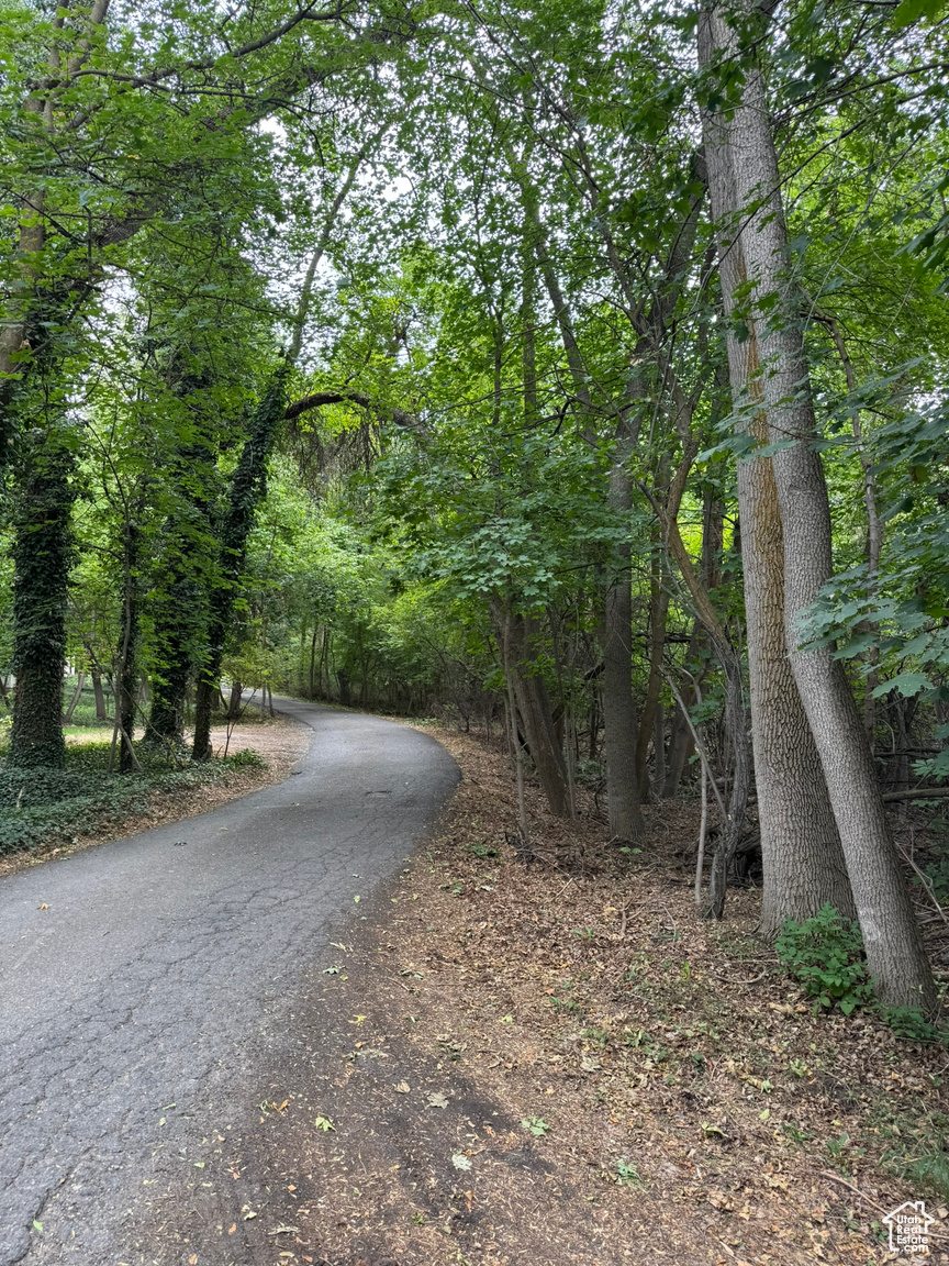 2318 E WALKER LN, Holladay, UT, 84117