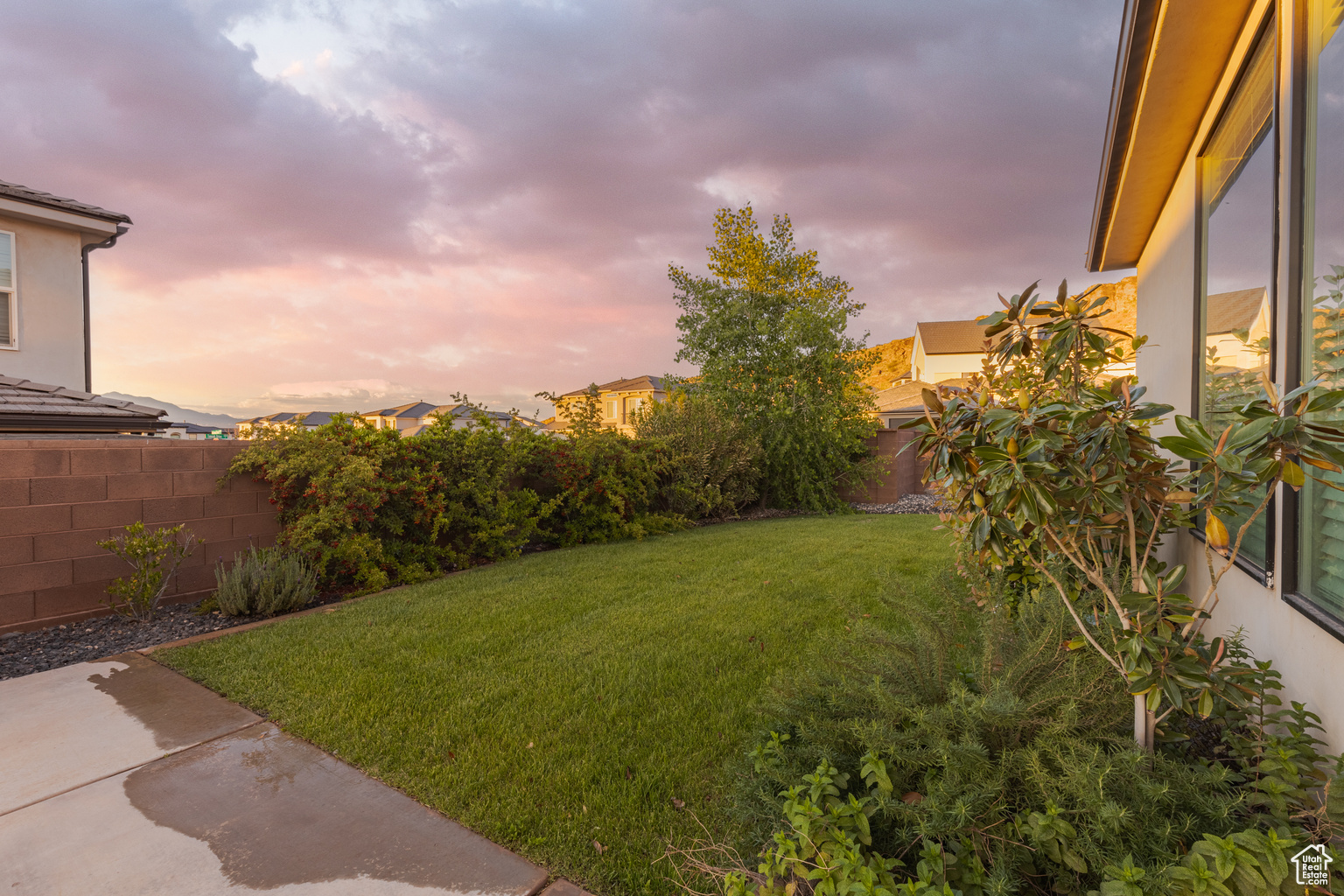 3397 E MAPLE MOUNTAIN DR, St.  George, UT, 84790