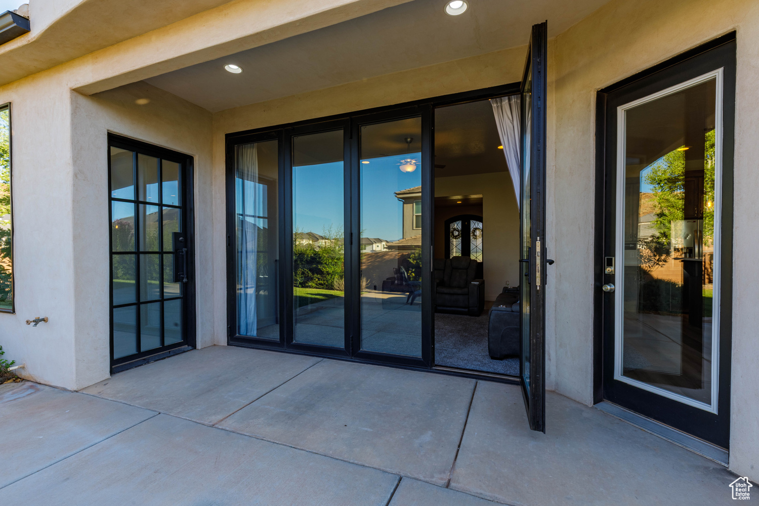 3397 E MAPLE MOUNTAIN DR, St.  George, UT, 84790