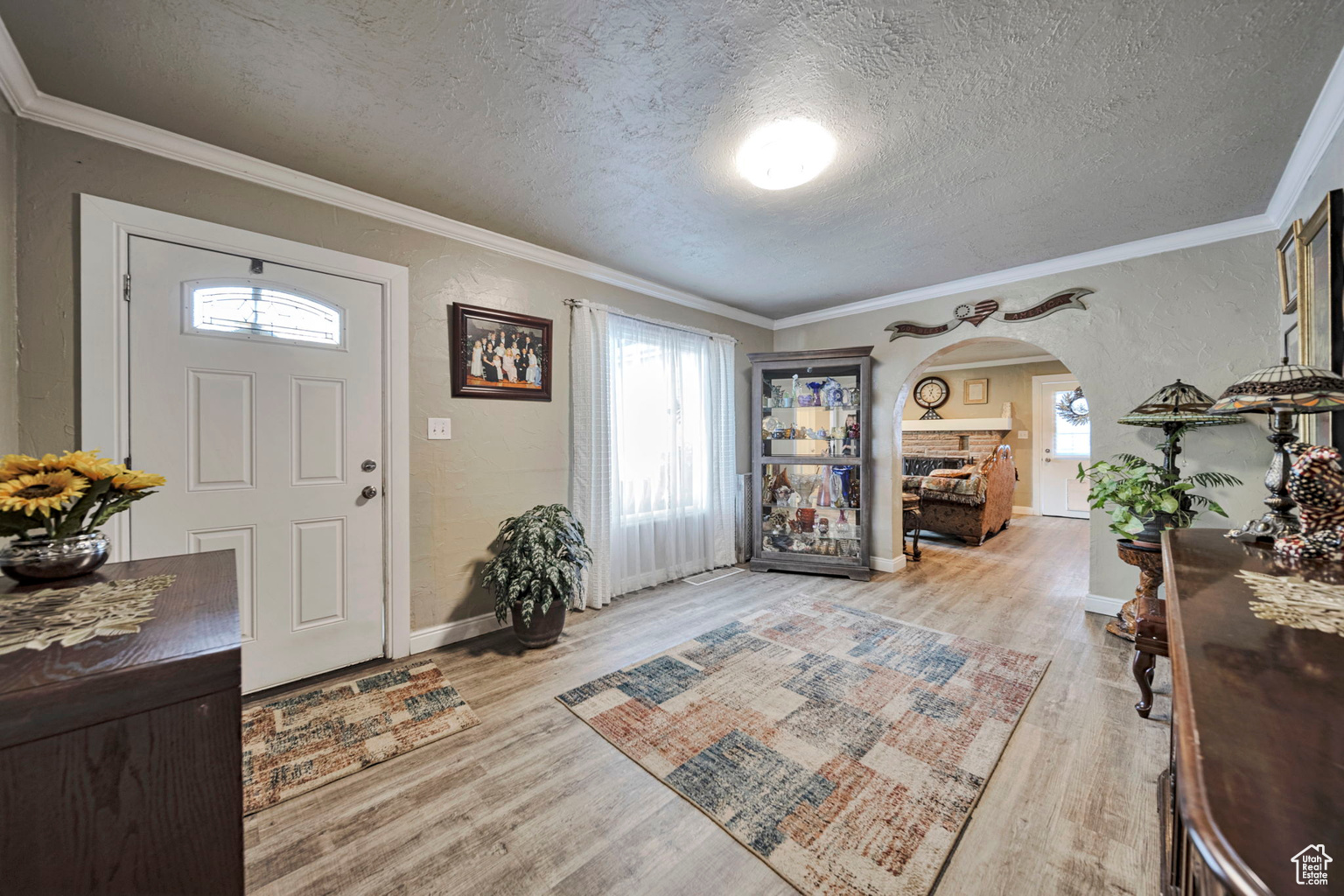 5946 S HIGHLAND DR E, Holladay, UT, 84121