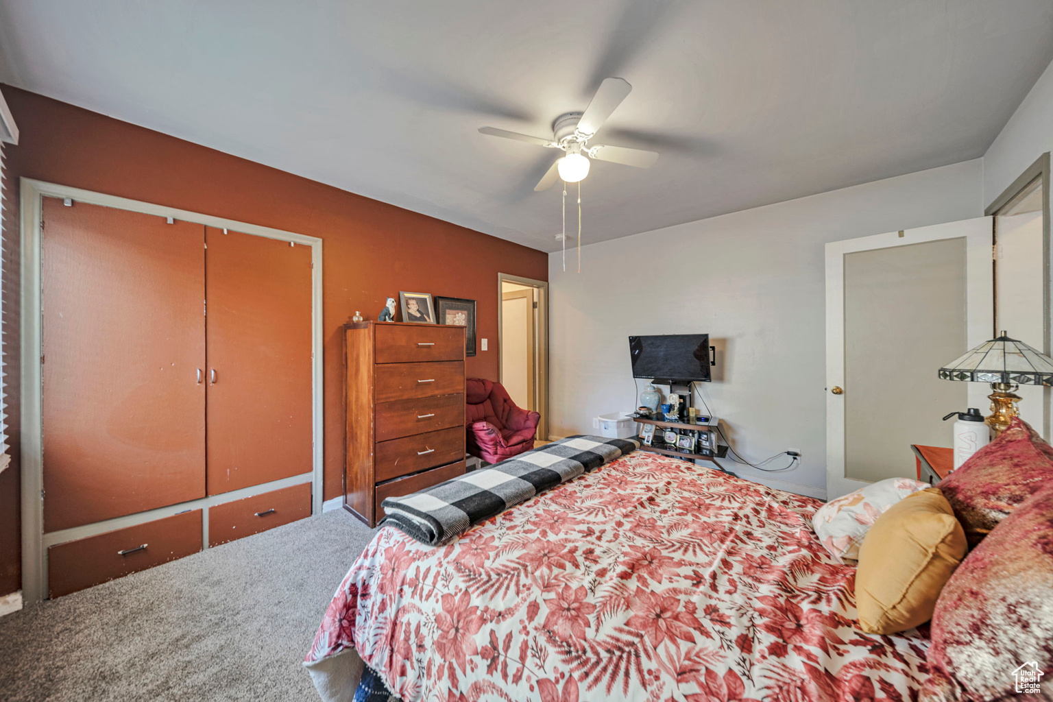 5946 S HIGHLAND DR E, Holladay, UT, 84121