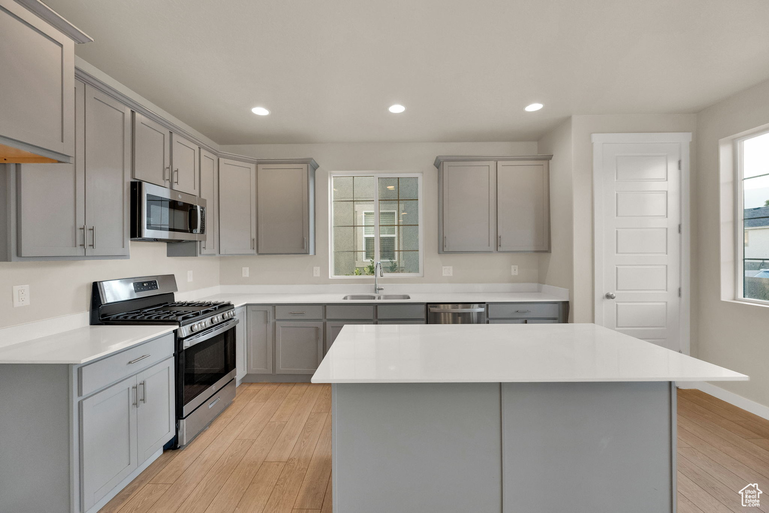 2668 S SINBAD WAY, Magna, UT, 84044