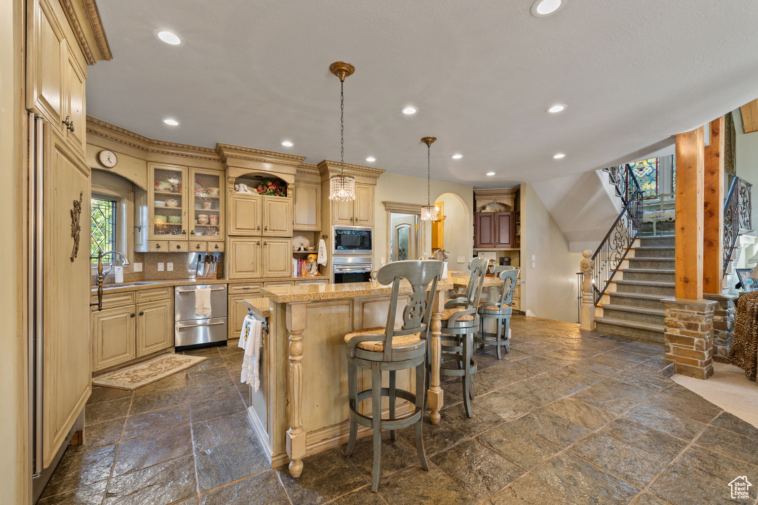 2238 E COTTONWOOD COVE LN, Cottonwood  Heights, UT, 84121