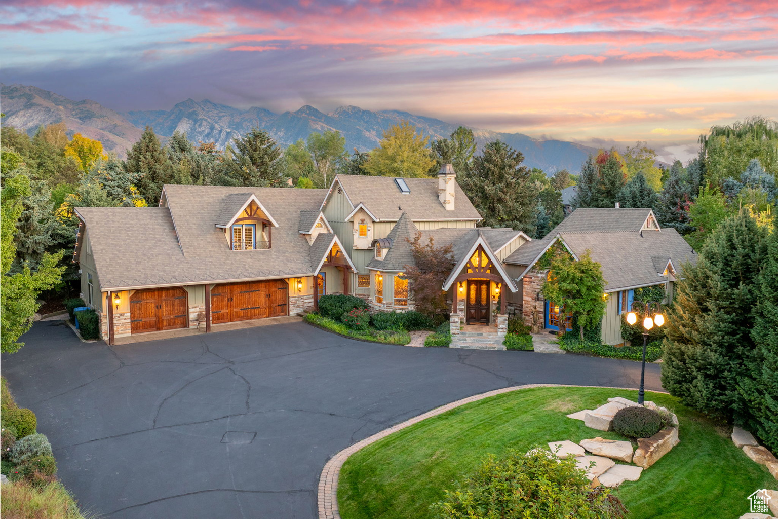 2238 E COTTONWOOD COVE LN, Cottonwood  Heights, UT, 84121