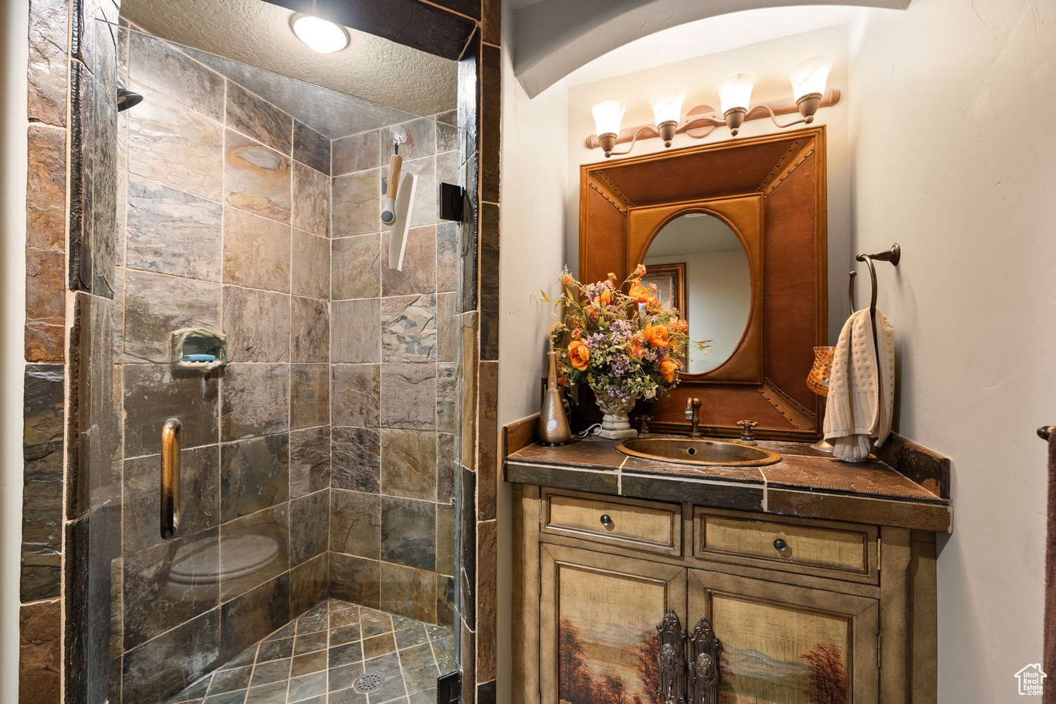 2238 E COTTONWOOD COVE LN, Cottonwood  Heights, UT, 84121