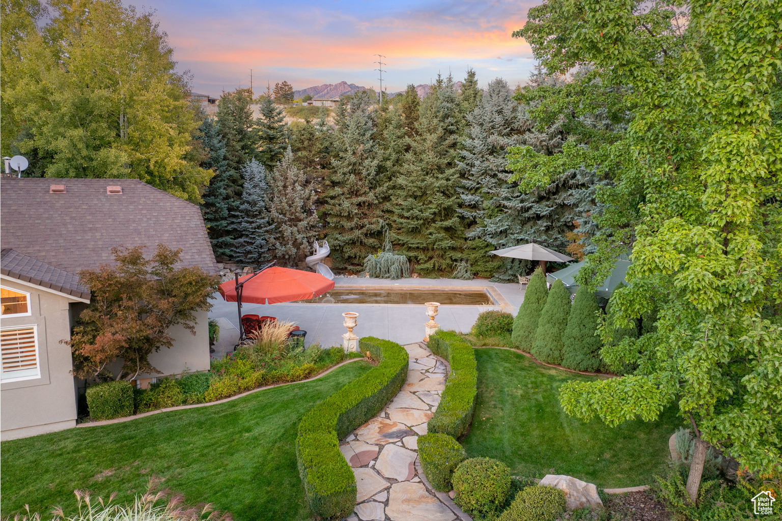 2238 E COTTONWOOD COVE LN, Cottonwood  Heights, UT, 84121