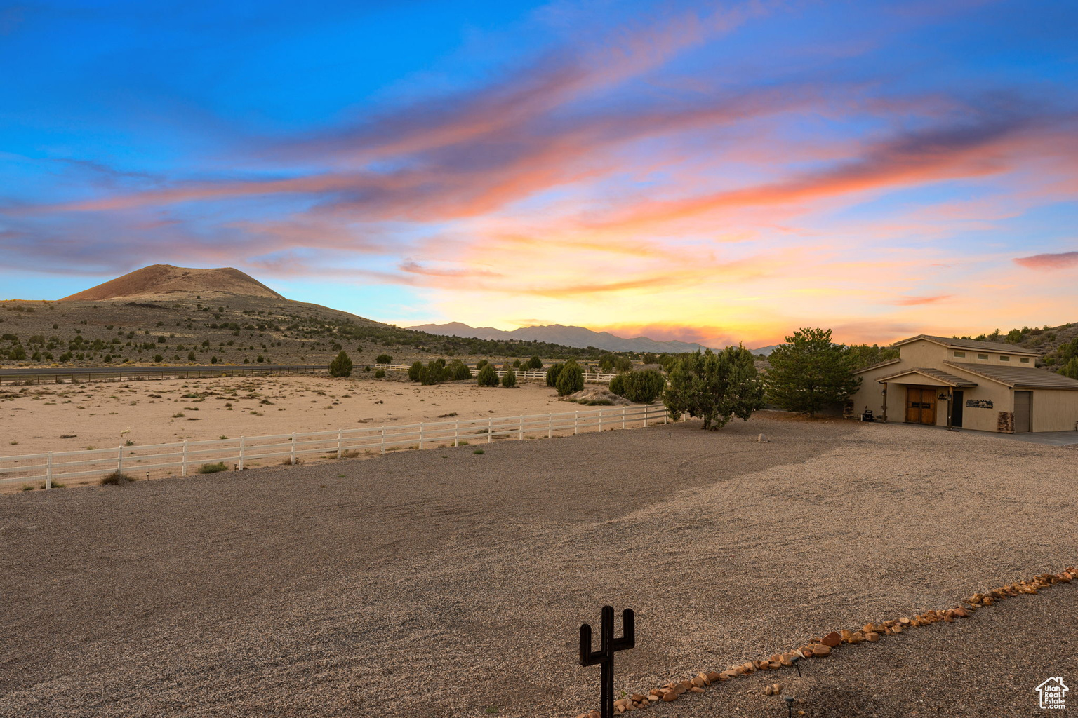 533 W CANYON TRL, Dammeron  Valley, UT, 84783