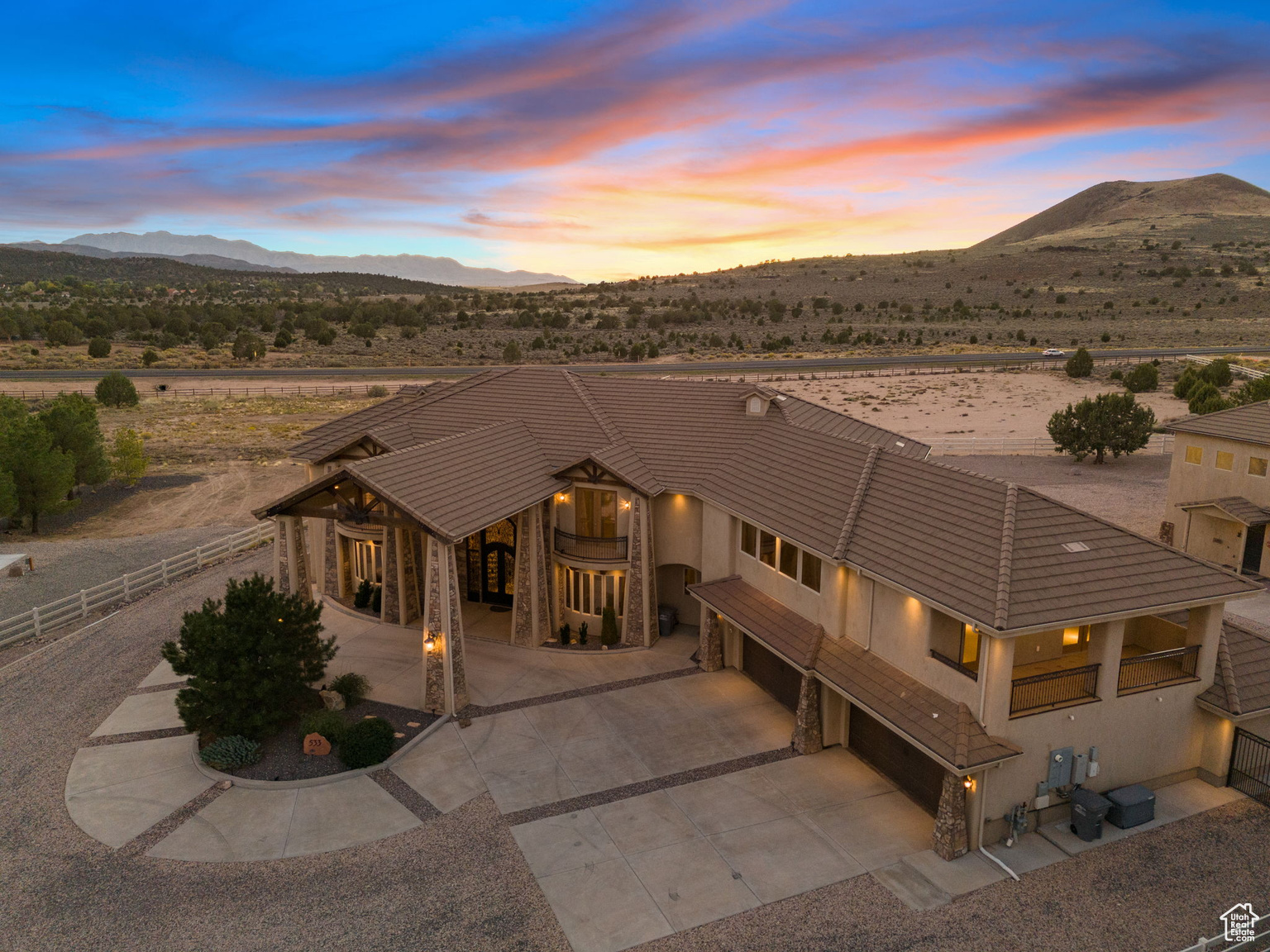 533 W CANYON TRL, Dammeron  Valley, UT, 84783