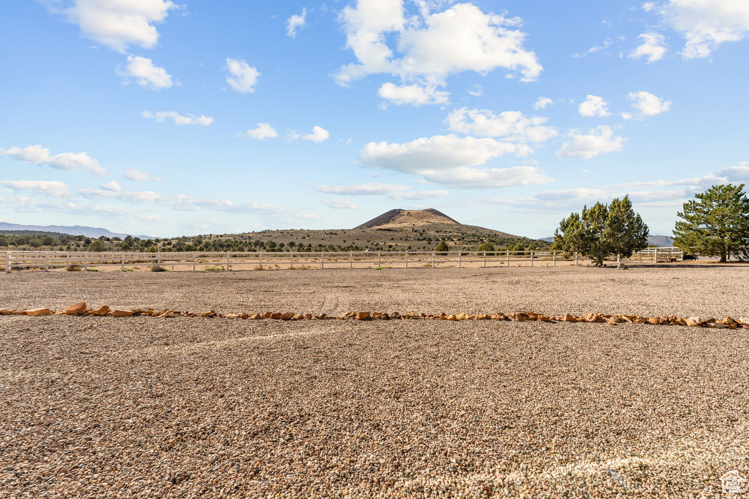 533 W CANYON TRL, Dammeron  Valley, UT, 84783