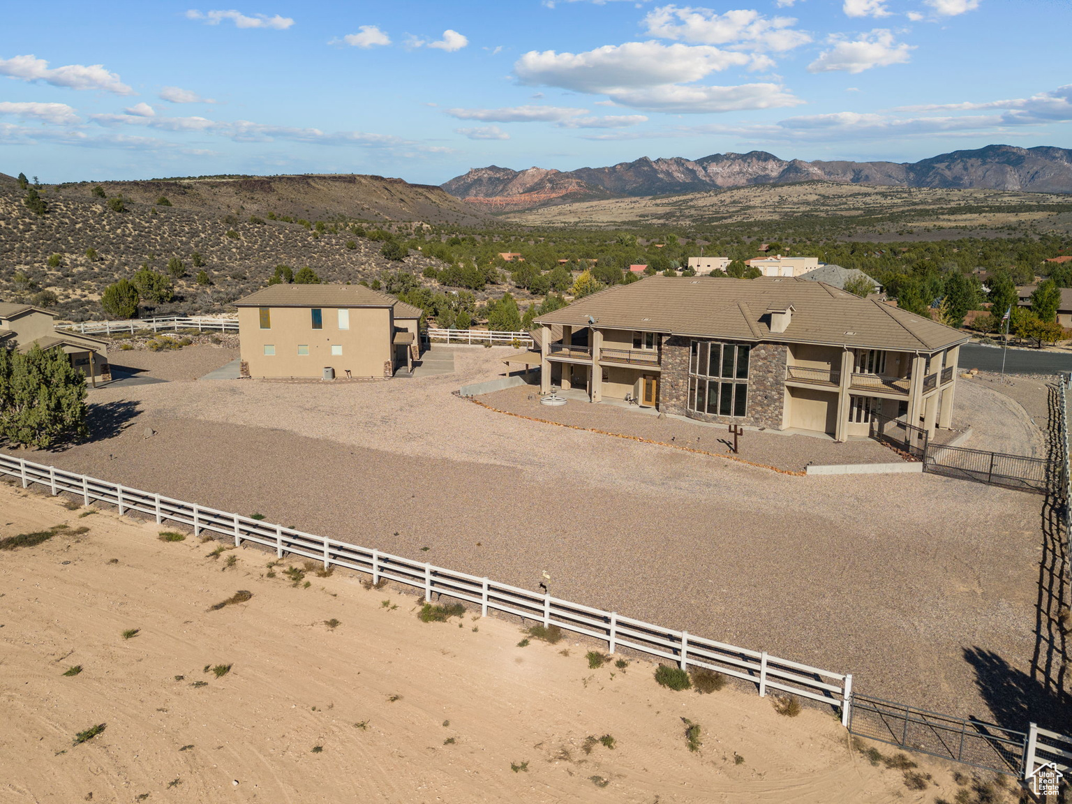 533 W CANYON TRL, Dammeron  Valley, UT, 84783