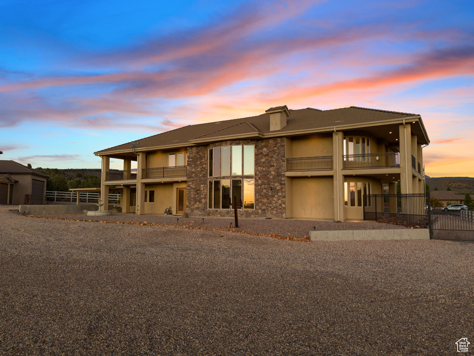 533 W CANYON TRL, Dammeron  Valley, UT, 84783