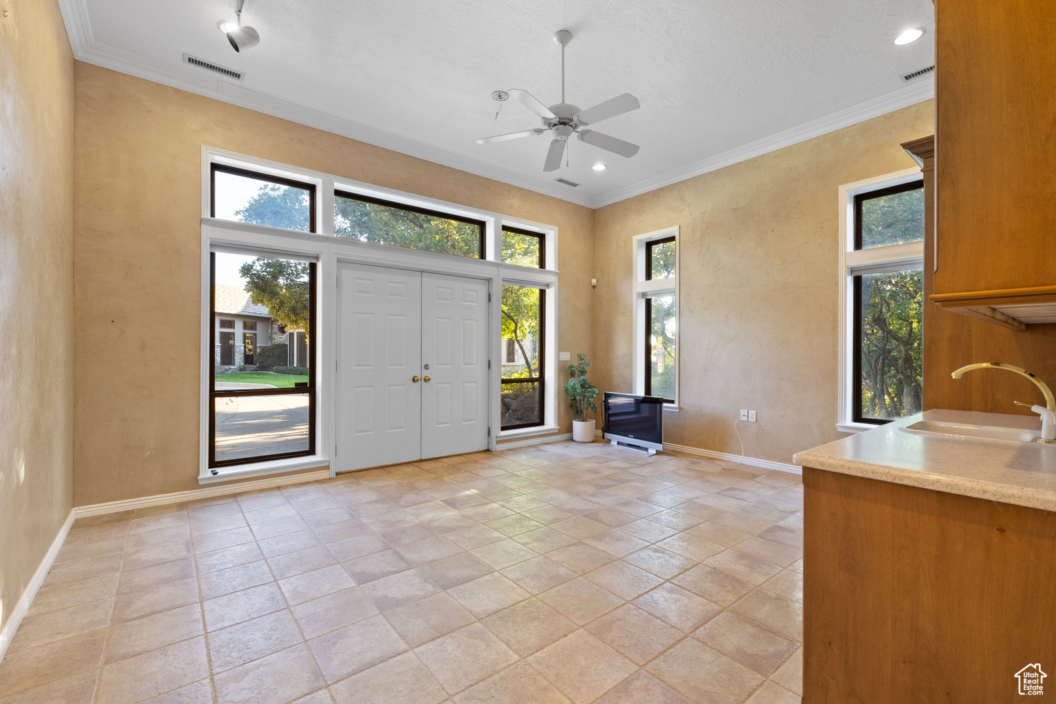 5210 SKYLINE PKWY, Ogden, UT, 84403