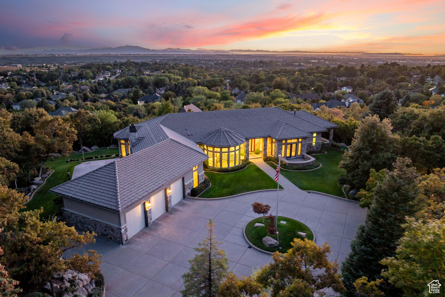5210 SKYLINE PKWY, Ogden, UT, 84403