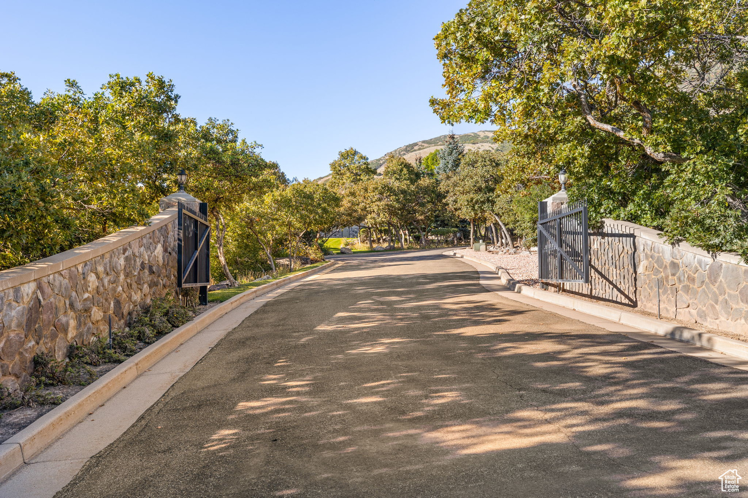 5210 SKYLINE PKWY, Ogden, UT, 84403