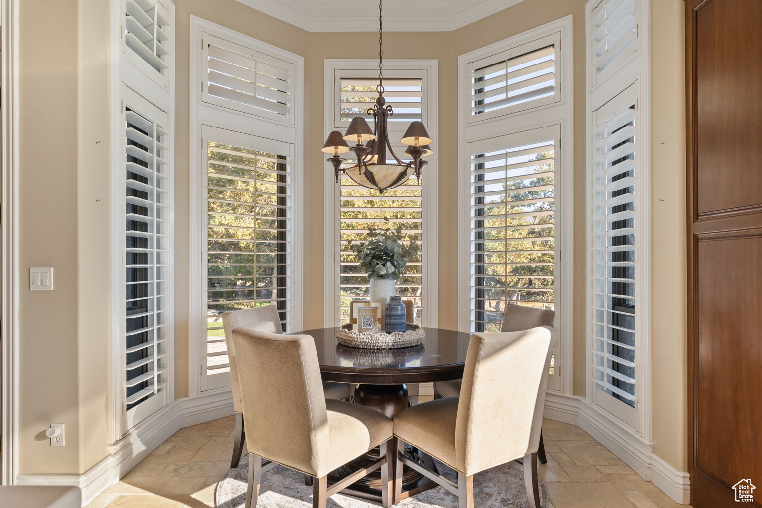 5210 SKYLINE PKWY, Ogden, UT, 84403