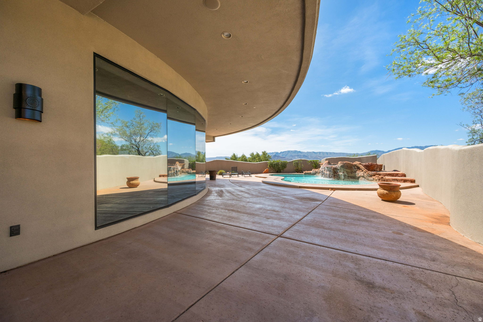 2226 W LOMAKI CIR, St.  George, UT, 84770