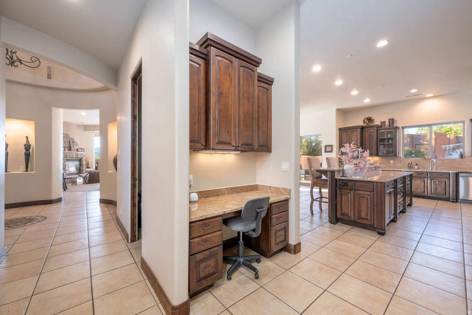 2226 W LOMAKI CIR, St.  George, UT, 84770