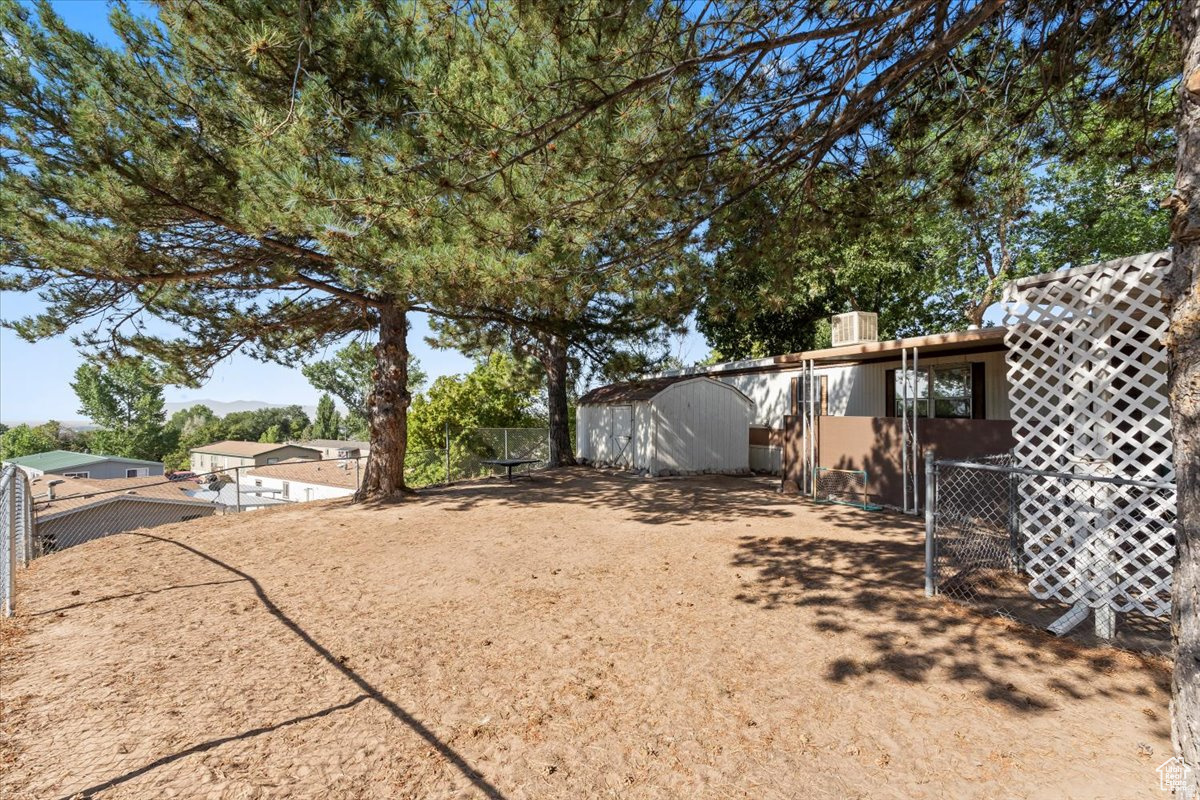 2875 N HILL FIELD RD UNIT 17, Layton, UT, 84041