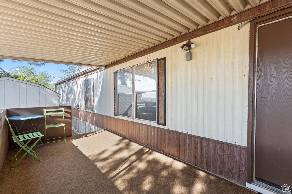 2875 N HILL FIELD RD UNIT 17, Layton, UT, 84041