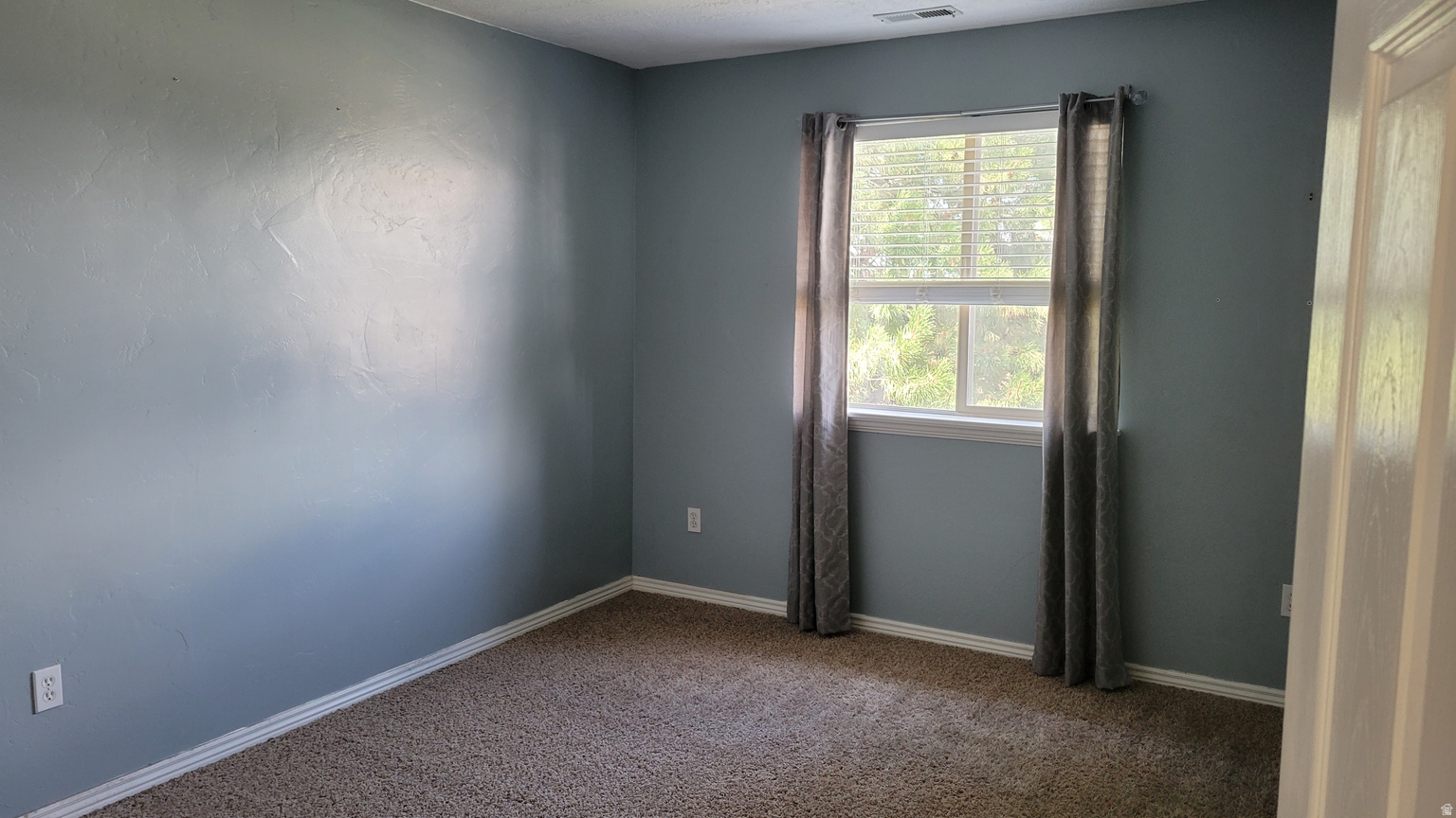 807 E WHISPER COVE RD, Sandy, UT, 84094